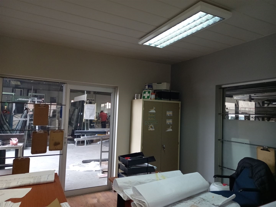 Commercial Property for Sale in Oos Einde North West